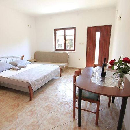 Apartmani Nika Bibinje Exterior foto
