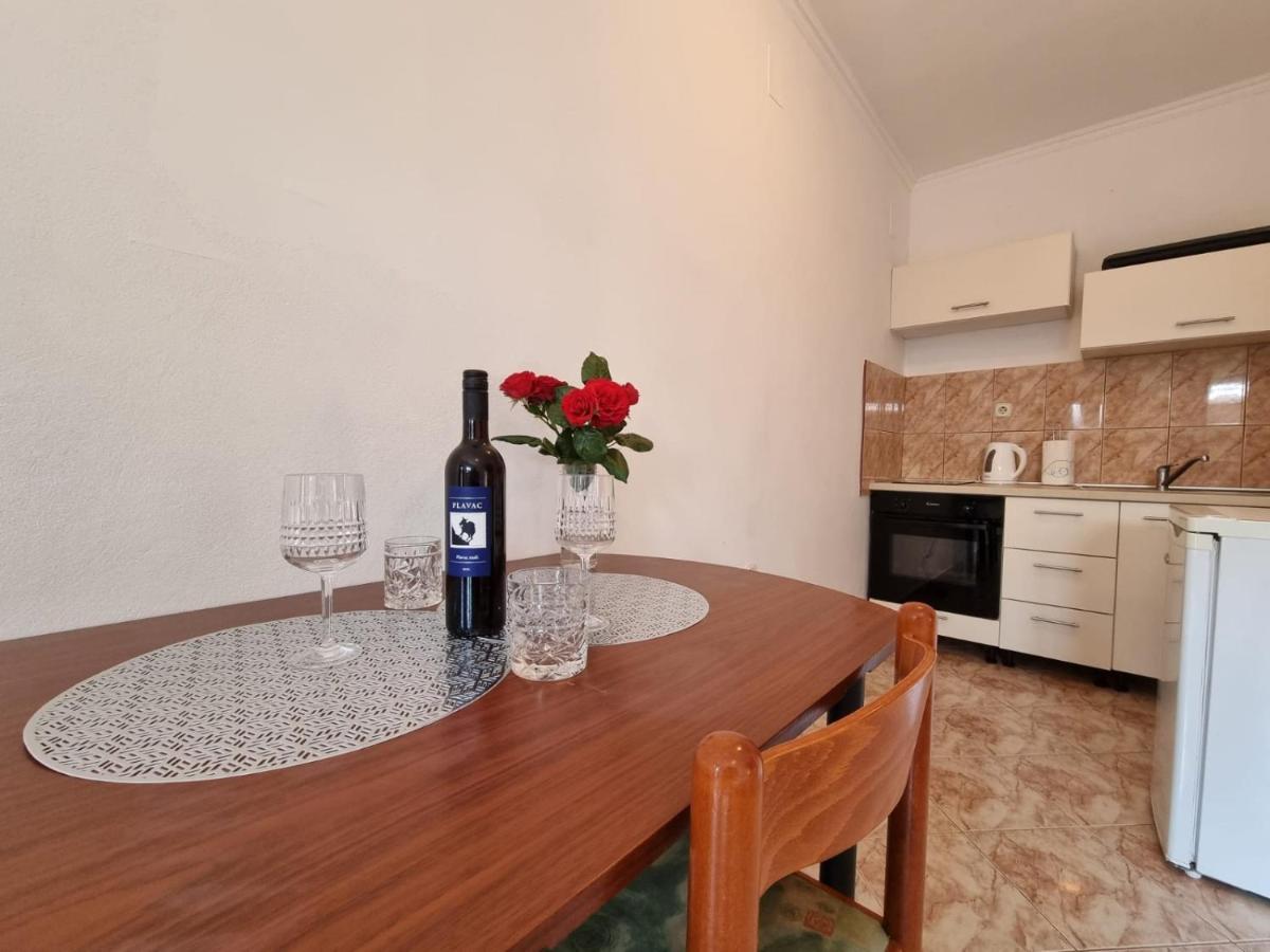 Apartmani Nika Bibinje Exterior foto