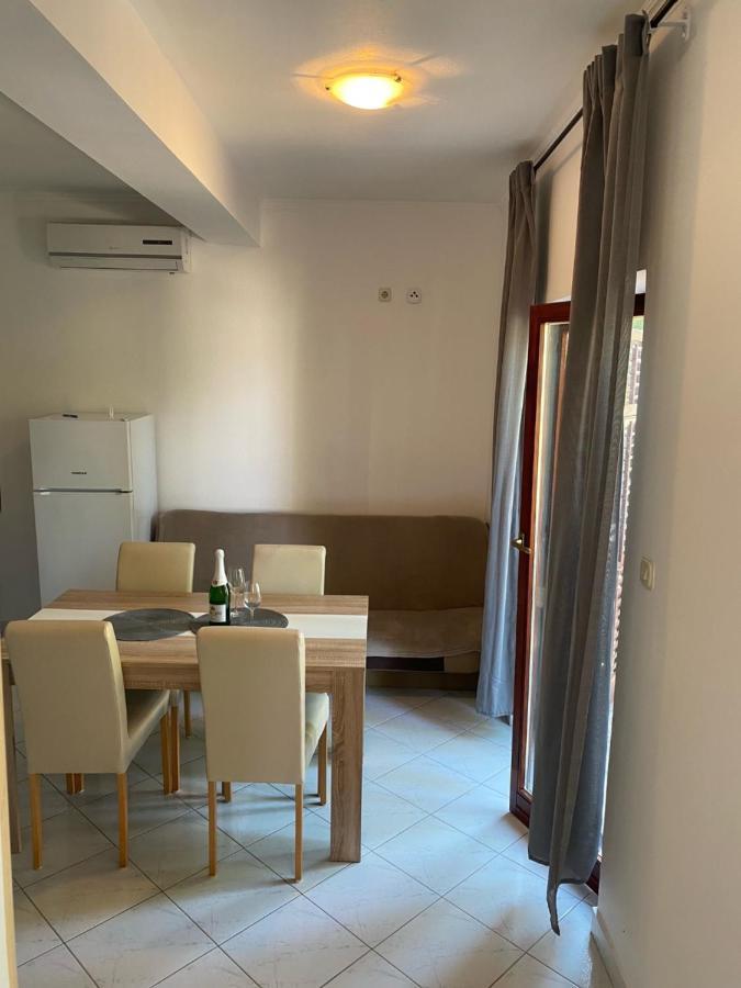 Apartmani Nika Bibinje Exterior foto